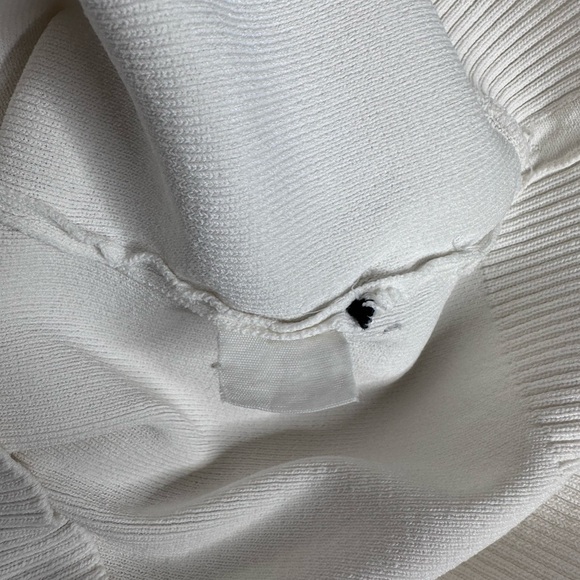 Gregory Blouse - Picture 6 of 7